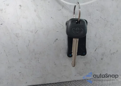 2002 Toyota Sequoia Sr5 from USA, damaged, VIN 5TDZT34AX2S109102